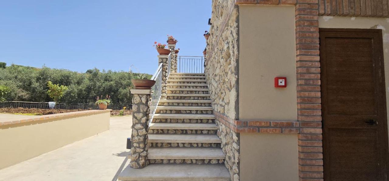 Borgo Carida - Green Family Holidays Zaccanopoli Exterior photo